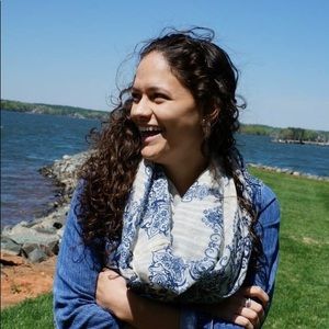 Meet your Posher, Rebecca